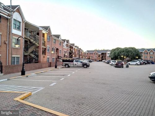 408-6924 Fairfax Dr, ARLINGTON, VA, 22213-1076 | Card Image