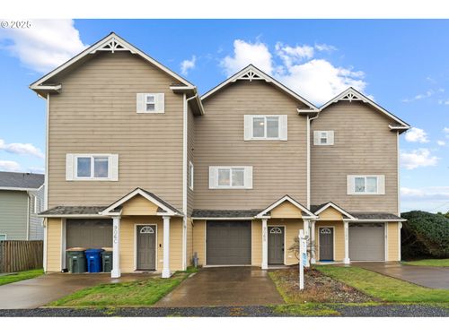 b-906 Sw 7th St, Newport, OR, 97365-5100 | Card Image