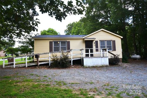 416 E Union St, Marshville, NC, 28103-1271 | Card Image