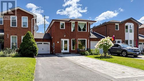 54 Fearn Crescent, Ajax (Central West), ON, L1S5L4 | Card Image