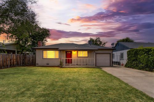2224 18th Ave, Sacramento, CA, 95822-1525 | Card Image
