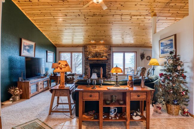 Livingroom 1 | Image 19