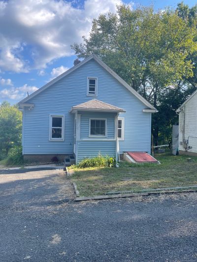 2735 E Main Street, House other with 2 bedrooms, 1 bathrooms and 2 parking in Waterbury CT | Image 1