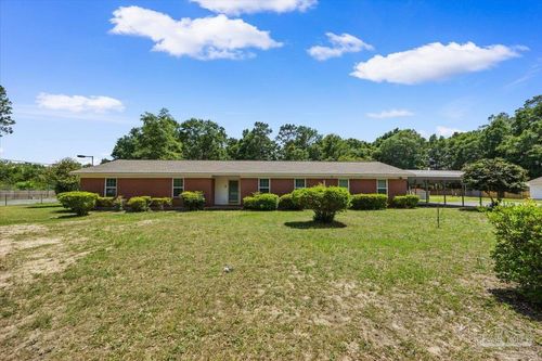 5637 Camellia Ave, Milton, FL, 32570-8850 | Card Image