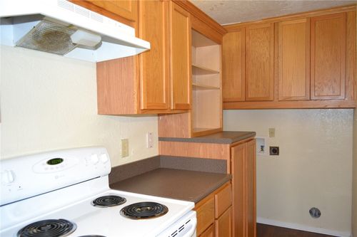 b-1012 Autumn, College Station, TX, 77840-7846 | Card Image