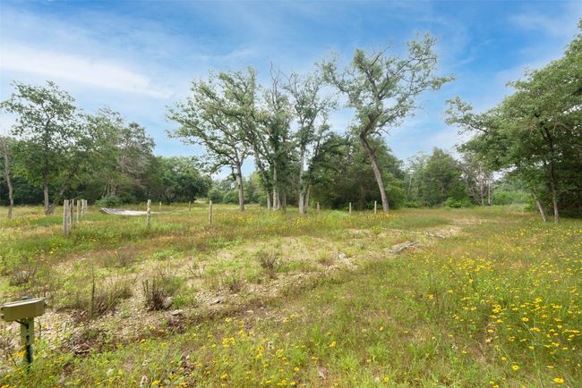 225 Lockwood Rd, House other with 3 bedrooms, 2 bathrooms and 4 parking in Red Rock TX | Image 39