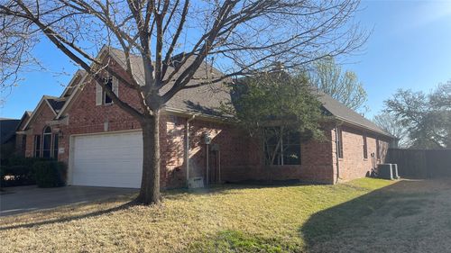 3416 Glenmoor Dr, Flower Mound, TX, 75022-2755 | Card Image