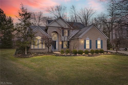 20067 Killians Grv, Strongsville, OH, 44149-0935 | Card Image