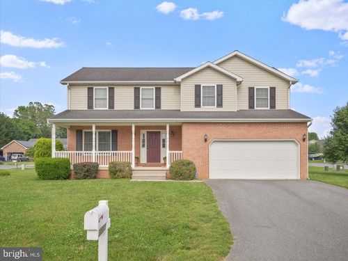 11015 Donelson Dr, WILLIAMSPORT, MD, 21795-1450 | Card Image