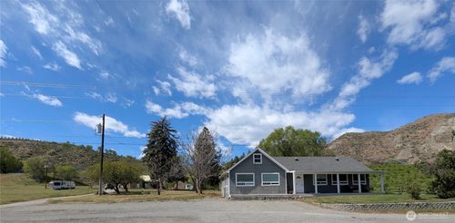 2549 4th Ave N, Okanogan, WA, 98840-9648 | Card Image