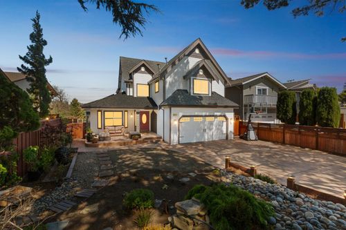 3130 Chronicle Ave, Hayward, CA, 94542-2000 | Card Image
