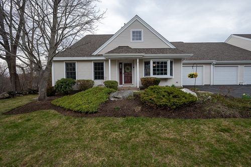 40-3 Quaker Way, Westborough, MA, 01581-1197 | Card Image