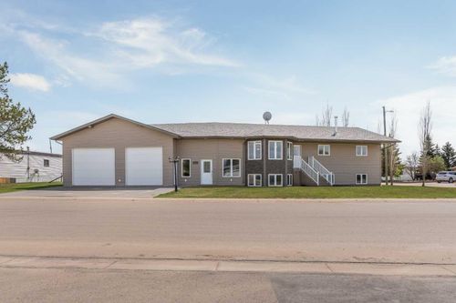5416 46 Avenue, Forestburg, AB, T0B0H7 | Card Image