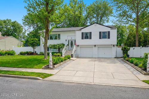 29 Fredric Dr, OCEAN, NJ, 07712-7235 | Card Image