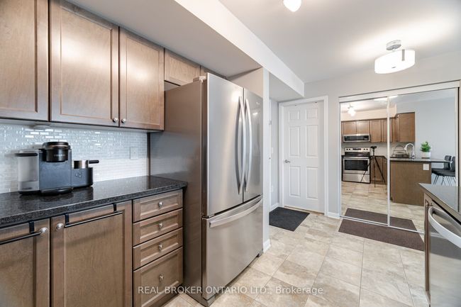 307 - 1045 Nadalin Hts, Condo with 2 bedrooms, 2 bathrooms and null parking in Milton ON | Image 11