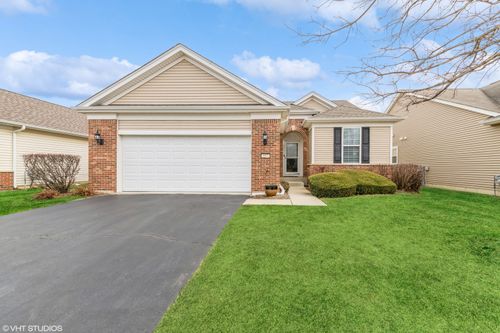 857 Cascade Falls Drive, Elgin, IL, 60124 | Card Image