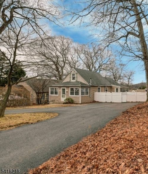 6 Woodlawn Ter, Randolph, NJ, 07869-4171 | Card Image