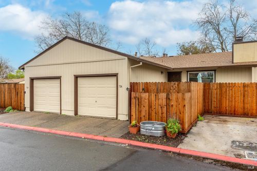 724 Agnew Place, Santa Rosa, CA, 95401 | Card Image