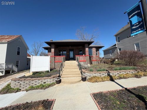 203 W Booneslick Rd, Warrenton, MO, 63383-1914 | Card Image