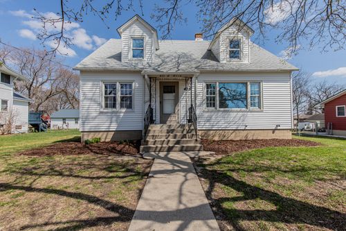 435 S Main St, Leland, IL, 60531-9508 | Card Image