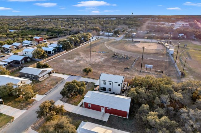 904 Central Blvd, House other with 3 bedrooms, 2 bathrooms and null parking in Bertram TX | Image 28