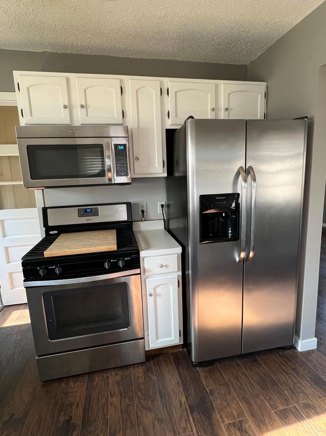 Kitchen appliances.JPG | Image 7