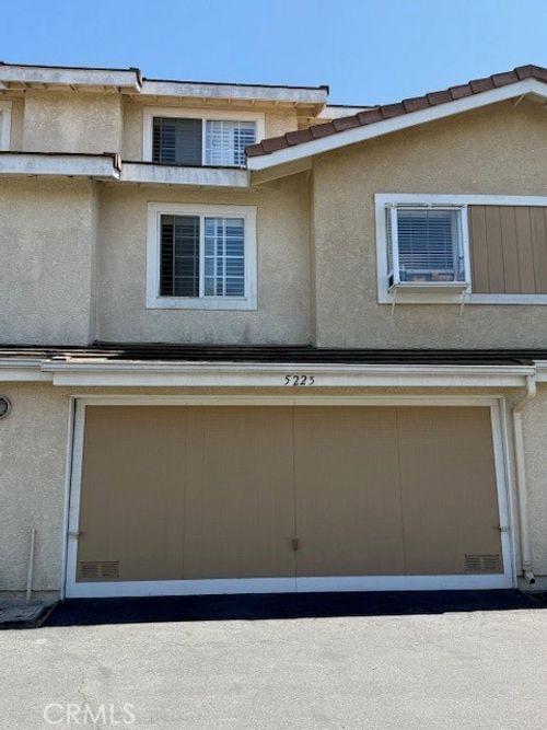 5225 Columbus Pl, Oxnard, CA, 93033-8476 | Card Image
