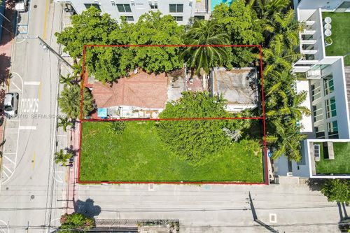 918 4th St, Miami Beach, FL, 33139-6826 | Card Image