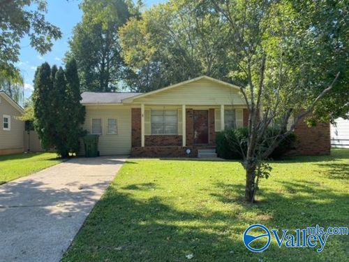 3313 Lockwood Ct Sw, Huntsville, AL, 35805-5427 | Card Image
