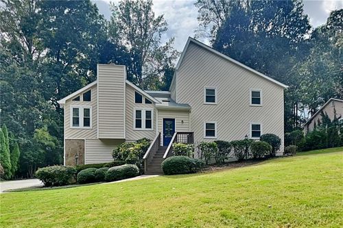 2957 Forest Chase Ter Ne, Marietta, GA, 30066-1462 | Card Image