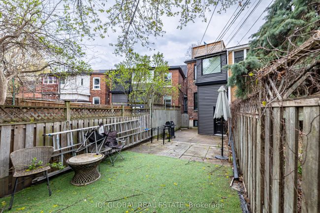 MAIN - 12 Rusholme Park Cres, Home with 2 bedrooms, 1 bathrooms and null parking in Toronto ON | Image 18