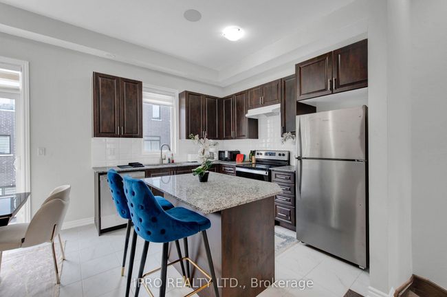 80 Inverary Cres, House attached with 4 bedrooms, 4 bathrooms and 1 parking in Vaughan ON | Image 18