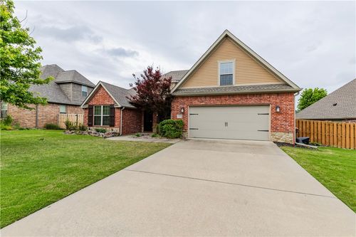 8141 Buona Sera St, Springdale, AR, 72762-4284 | Card Image