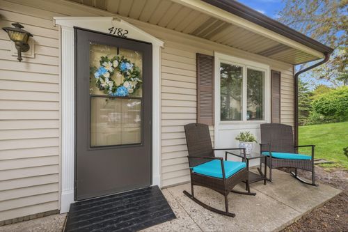 4182 Eastcastle Ct Se, Grand Rapids, MI, 49508-8723 | Card Image
