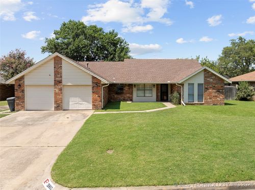 2003 8th Ave Nw, Ardmore, OK, 73401-2255 | Card Image