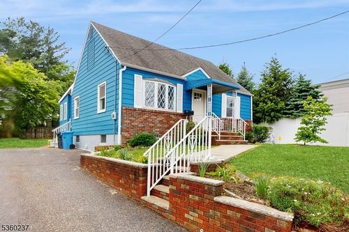 13 Prospect St, Metuchen, NJ, 08840-2249 | Card Image
