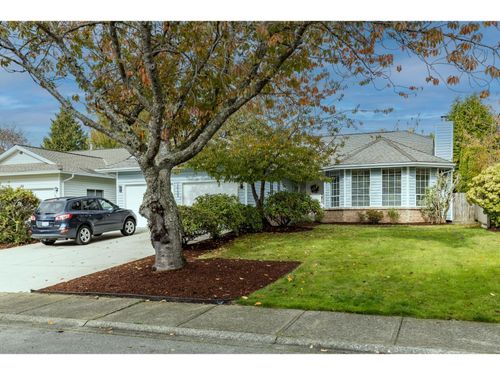14129 16a Avenue, Surrey, BC, V4A8K2 | Card Image