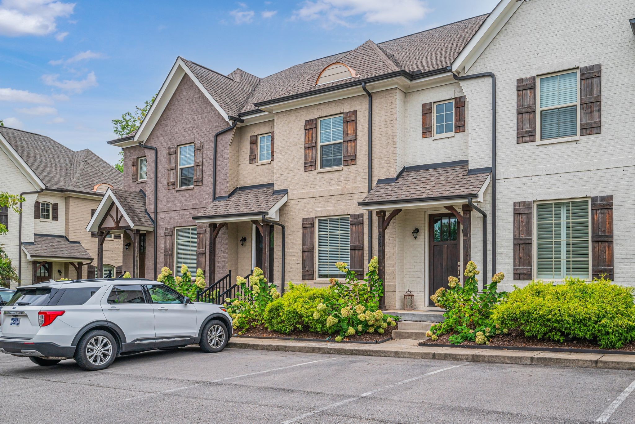 Harpeth Park Dr, Nashville, TN 37221