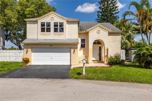 0-10931 Sw 10th Pl, Davie, FL, 33324-4162 | Card Image