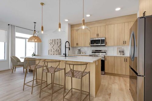 39 Belgian Crt, Cochrane, AB, T4C3H5 | Card Image