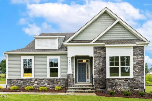 261 Kissington Way, Benson, NC, 27504 | Card Image