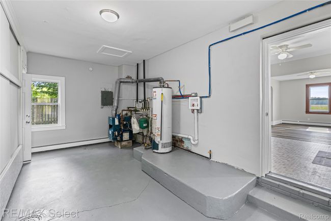 3933 East St 37.jpg | Image 36