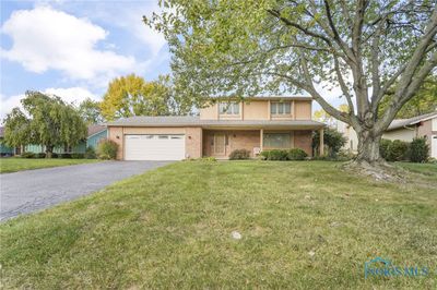 2277 Garden Creek Drive, House other with 3 bedrooms, 2 bathrooms and 2 parking in Maumee OH | Image 2