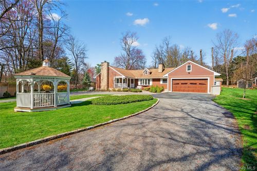 21 Barnaby Ln, Hartsdale, NY, 10530-2201 | Card Image
