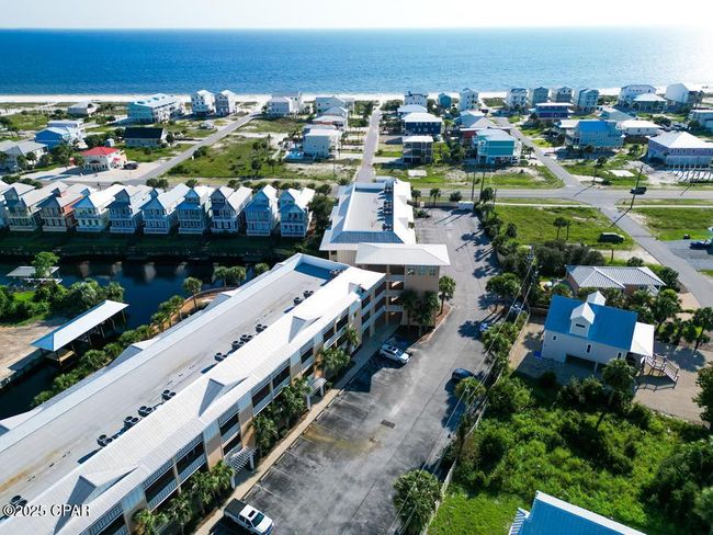 UNIT-109 - 3300 Highway 98, Condo with 2 bedrooms, 2 bathrooms and null parking in Mexico Beach FL | Image 14