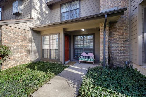 apt-702-9910 Royal Ln, Dallas, TX, 75231-1821 | Card Image