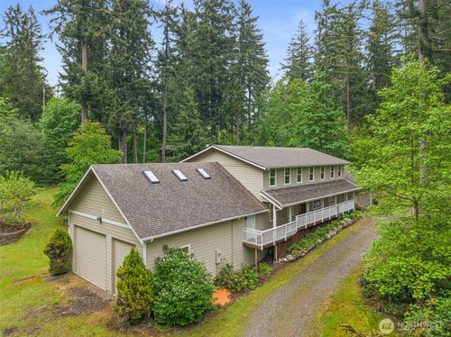 17322 Se 218th St, Kent, WA, 98042-7206 | Card Image
