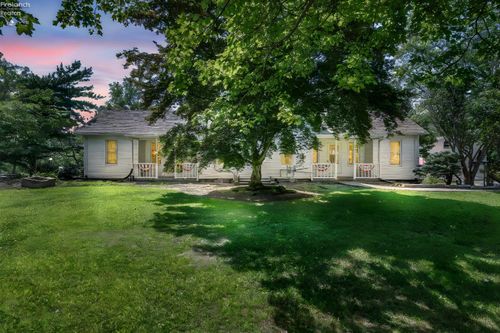 2250 Claus Rd, Vermilion, OH, 44089-3504 | Card Image