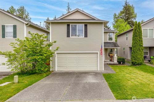 7829 87th Ave Ne, Marysville, WA, 98270-7413 | Card Image