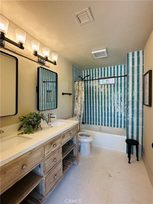 4759 N Fenimore Ave, Covina, CA, 91722-2747 | Card Image